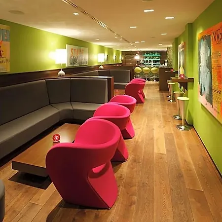 Fletcher Hotel-restaurant Sparrenhorst-veluwe ホテル 4*