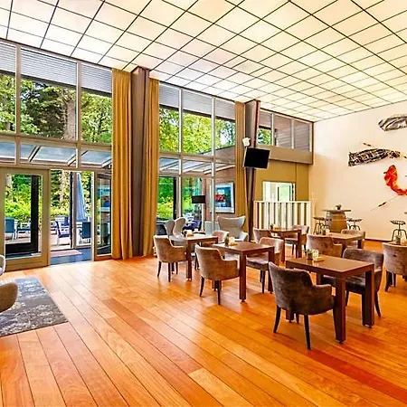 Fletcher Hotel-restaurant Sparrenhorst-veluwe ホテル