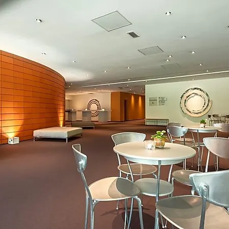 ホテル Fletcher Hotel-restaurant Sparrenhorst-veluwe 4*