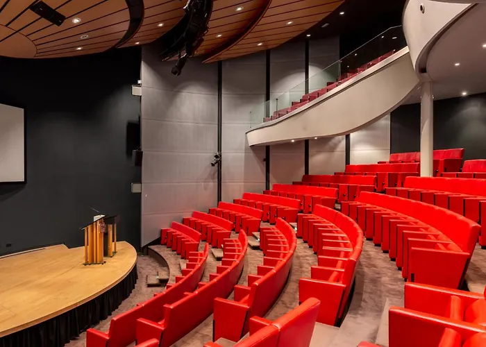 Fletcher Hotel-restaurant Sparrenhorst-veluwe 4*