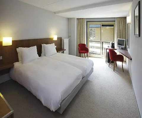 מלון Fletcher Hotel-restaurant Sparrenhorst-veluwe 4*