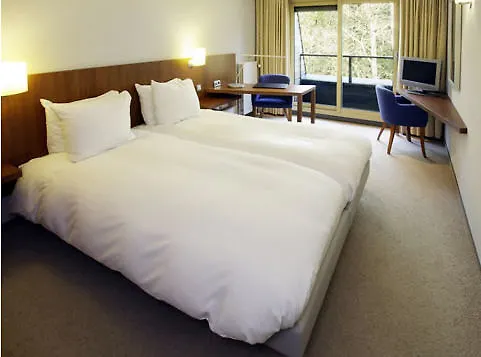 Fletcher Hotel-restaurant Sparrenhorst-veluwe מלון נונספייט