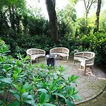 Fletcher Hotel-restaurant Sparrenhorst-veluwe فندق