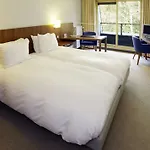 Fletcher Hotel-restaurant Sparrenhorst-veluwe فندق نونسبيت