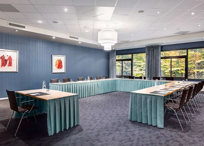 Fletcher Hotel-restaurant Sparrenhorst-veluwe فندق